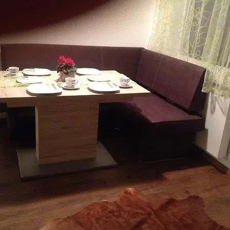 Stockl Apartment